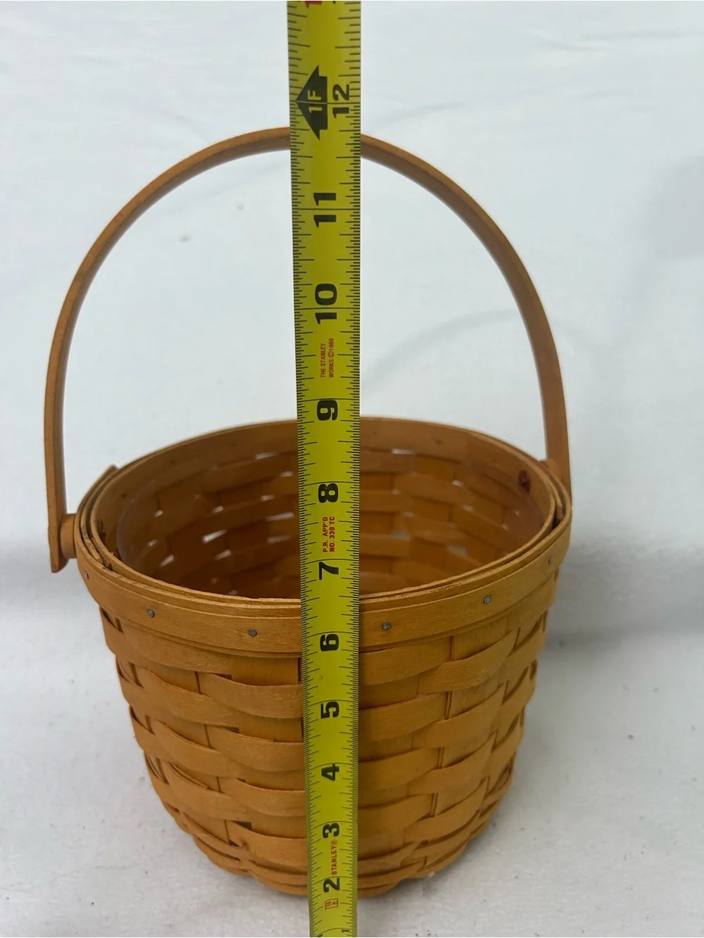 Longaberger 2000 Apple Basket with protector